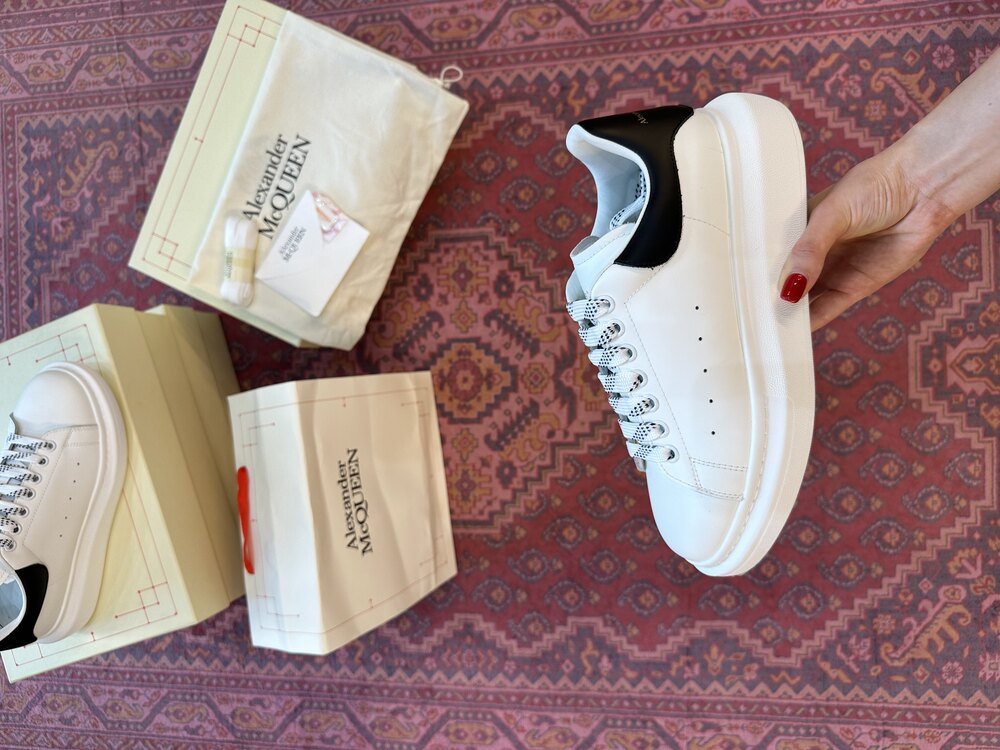 Alexander Mcqueen 