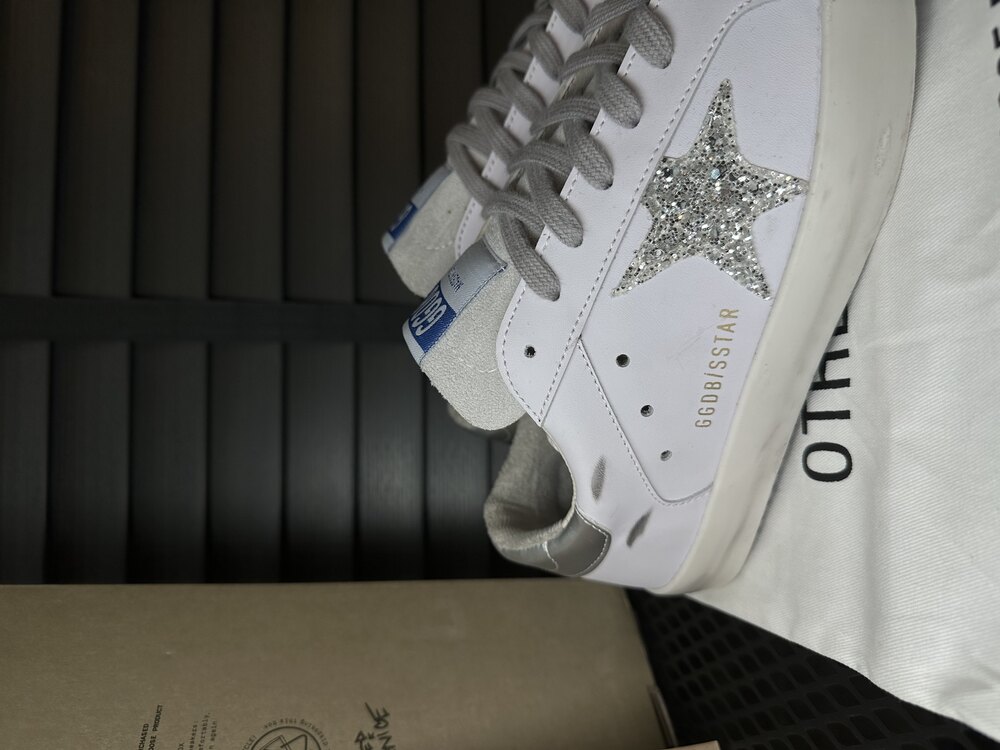 Golden Goose