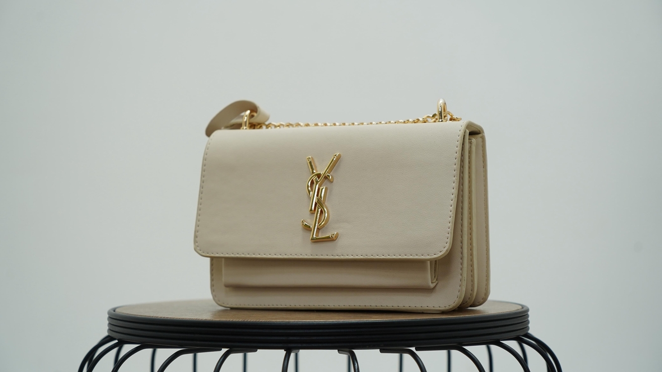 YSL çanta