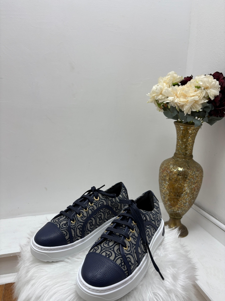 Vakko sneaker