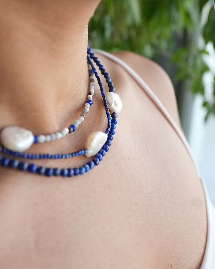 3 sıralı lapis lazuli, sodalit ve inci taşlı kolye