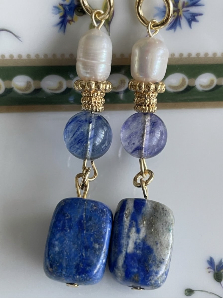 Lapis lazuli, Ceyt ve İnci Taşlı Küpe