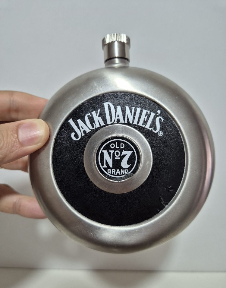 JACK DANIEL'S 2008 YILI LİSANSLI CEP MATARASI 6 oz