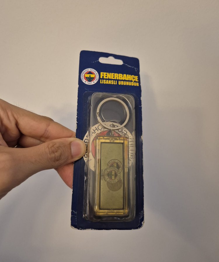 FENERBAHÇE GÜNEŞ ENERJİLİ LİSANSLI ANAHTARLIK 