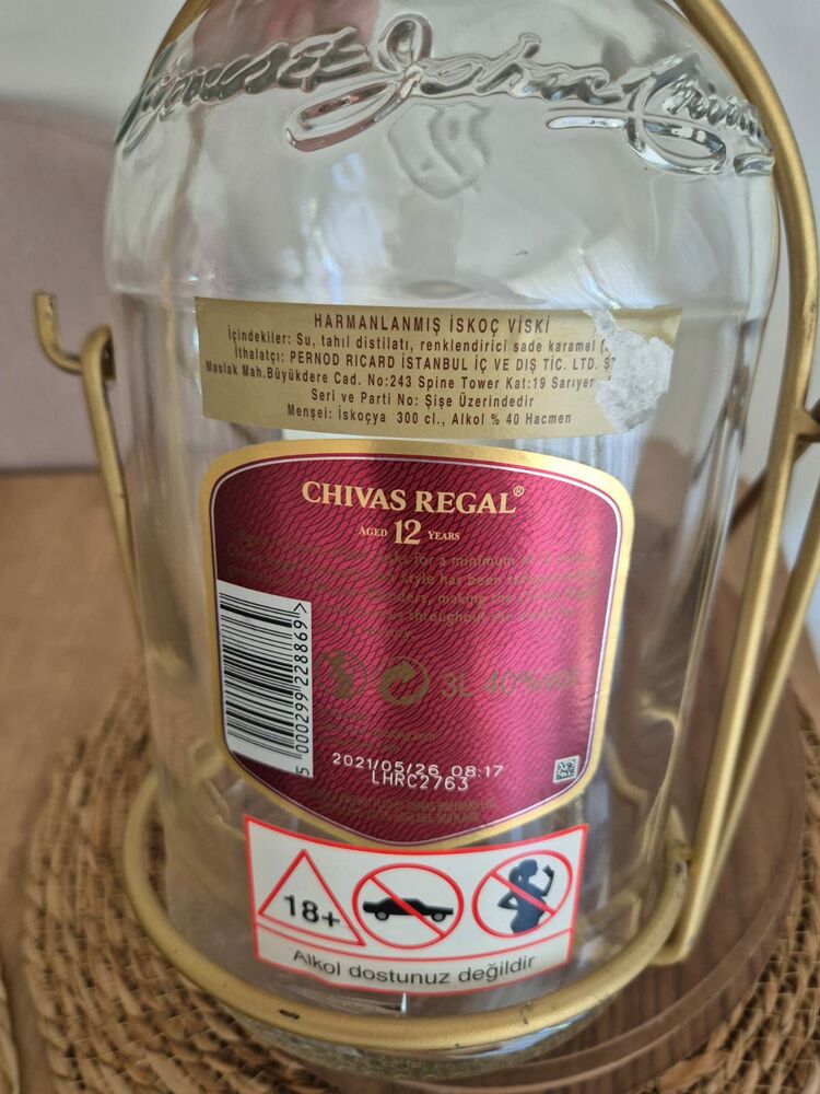 CHIVAS REGAL 3 LİTRE AHŞAP SALINCAKLI BOŞ ŞİŞE