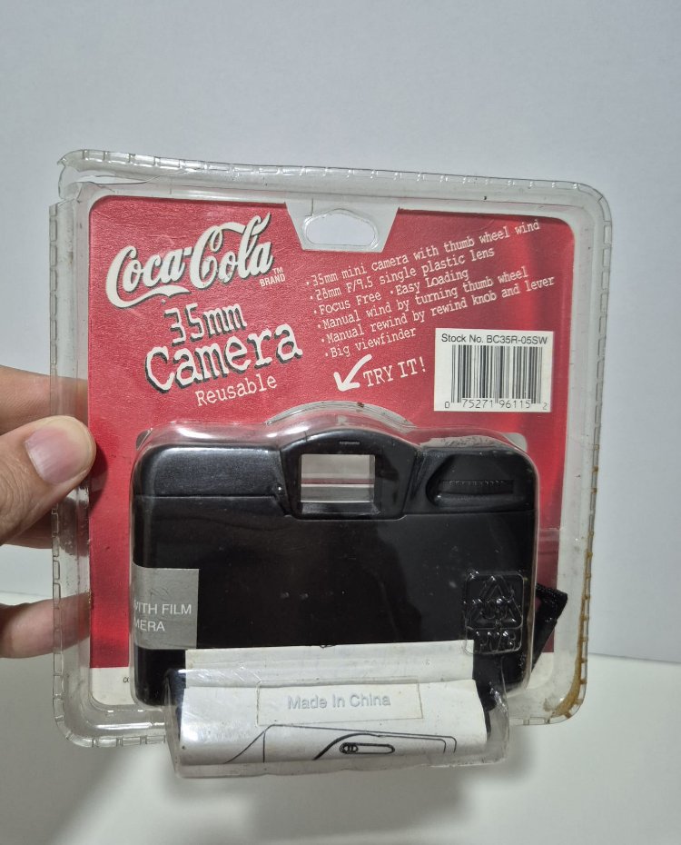 COCA COLA 1999 YILI LİSANSLI FOTOĞRAF MAKİNESİ