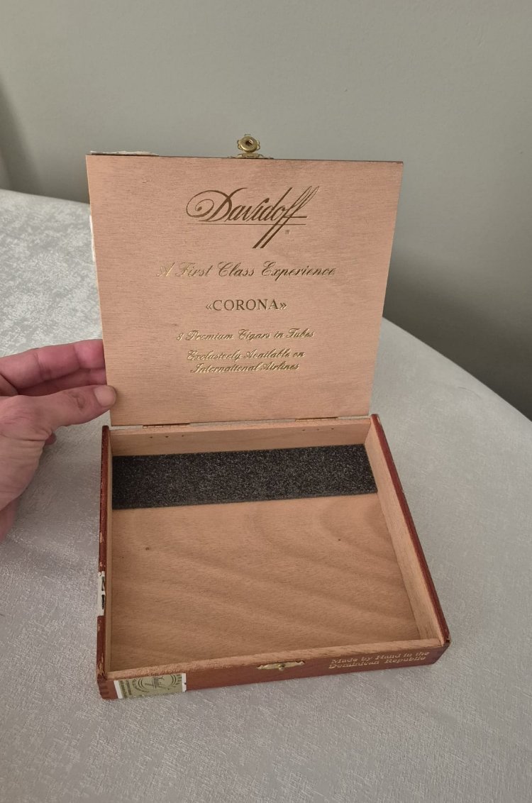 DAVIDOFF PURO KUTUSU