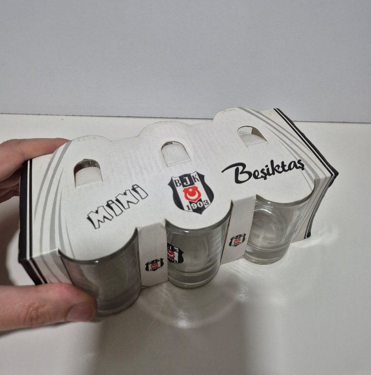 BEŞİKTAŞ LİSANSLI 6'LI SHOT BARDAĞI SETİ