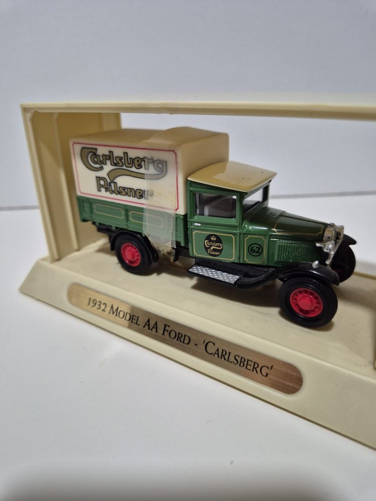 CARLSBERG PILSNER - 1932 Model AA FORD, MATCHBOX MODELS OF YESTERYEAR