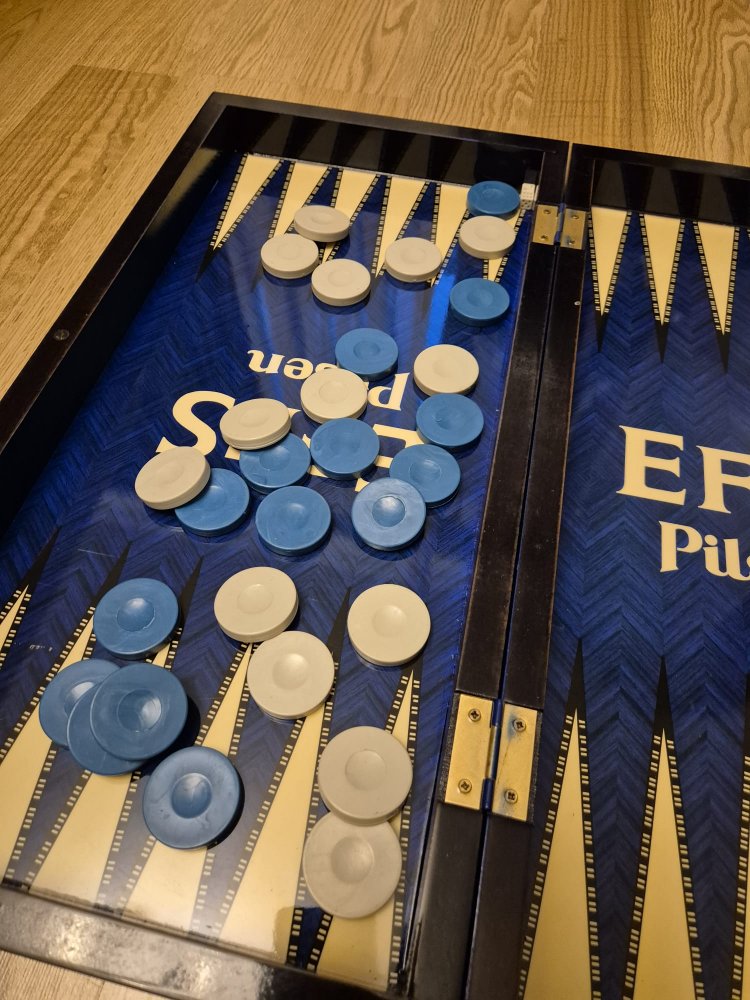EFES PİLSEN VINTAGE AHŞAP TAVLASI