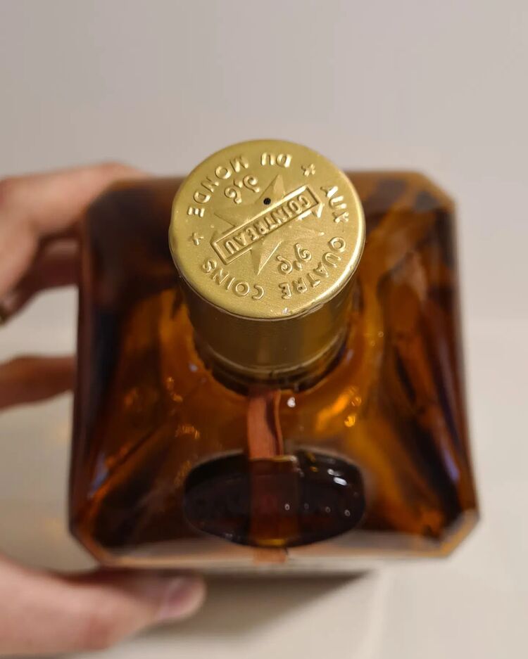 COINTREAU LIQUEUR BOŞ ŞİŞE - 1 Litre
