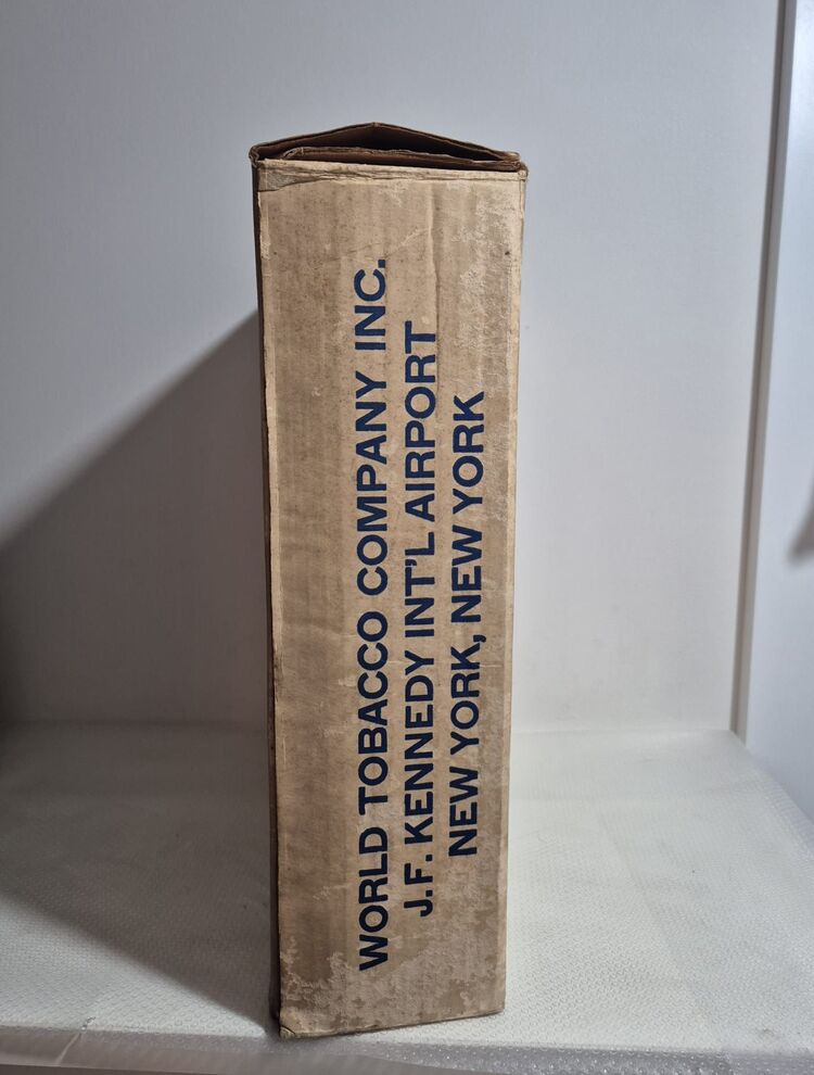 PARLIAMENT 1970'ler PAKET FORMUNDA BOŞ SİGARA KARTONU