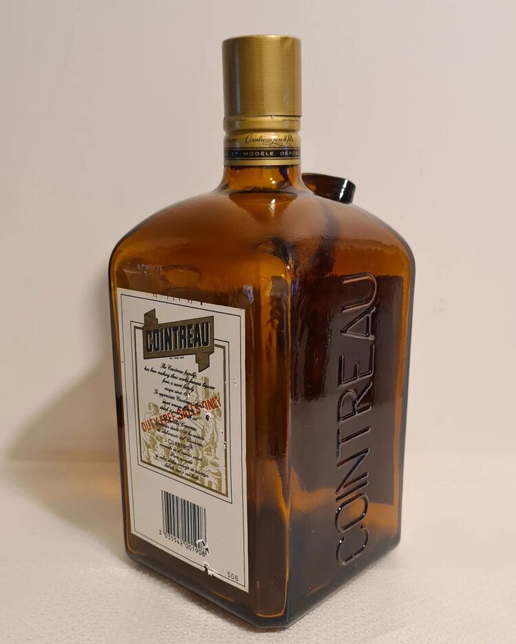 COINTREAU LIQUEUR BOŞ ŞİŞE - 1 Litre