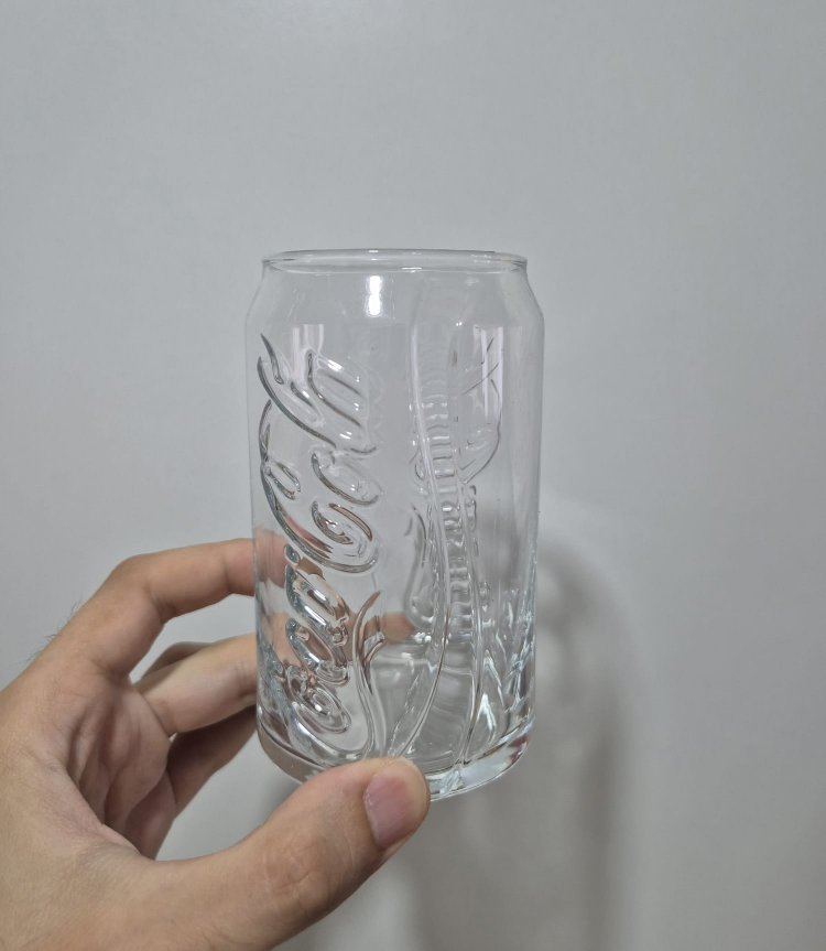 COCA COLA TENEKE KUTU FORMUNDA BARDAK 33 cl