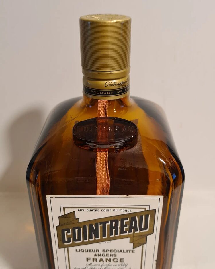 COINTREAU LIQUEUR BOŞ ŞİŞE - 1 Litre