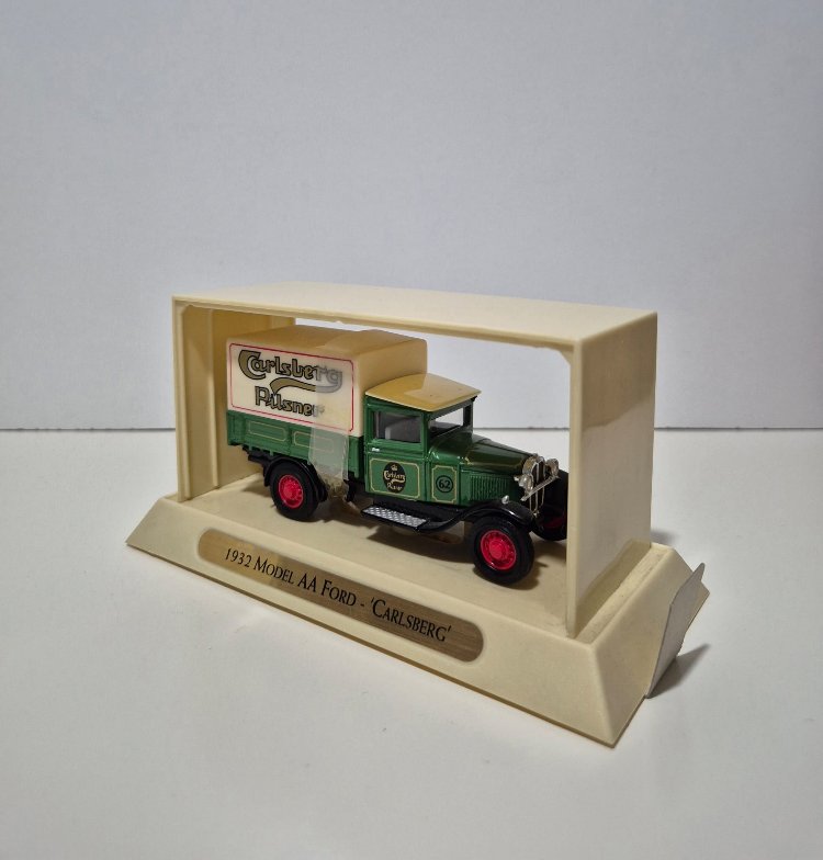 CARLSBERG PILSNER - 1932 Model AA FORD, MATCHBOX MODELS OF YESTERYEAR