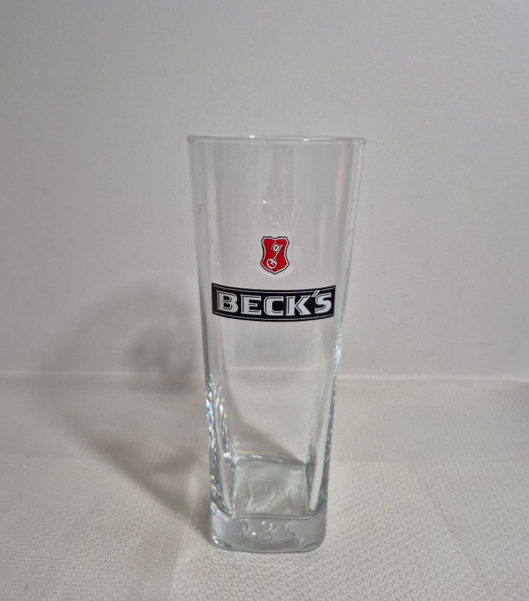 BECK'S BİRA BARDAĞI 50 cl