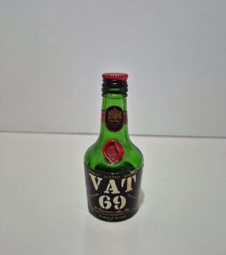 VAT69 VINTAGE 5 cl BOŞ ŞİŞE 