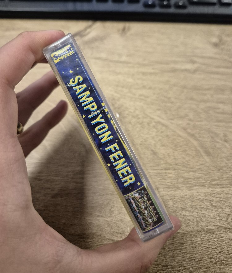 FENERBAHÇE 2001 YILI ŞAMPİYON FENER KASETİ