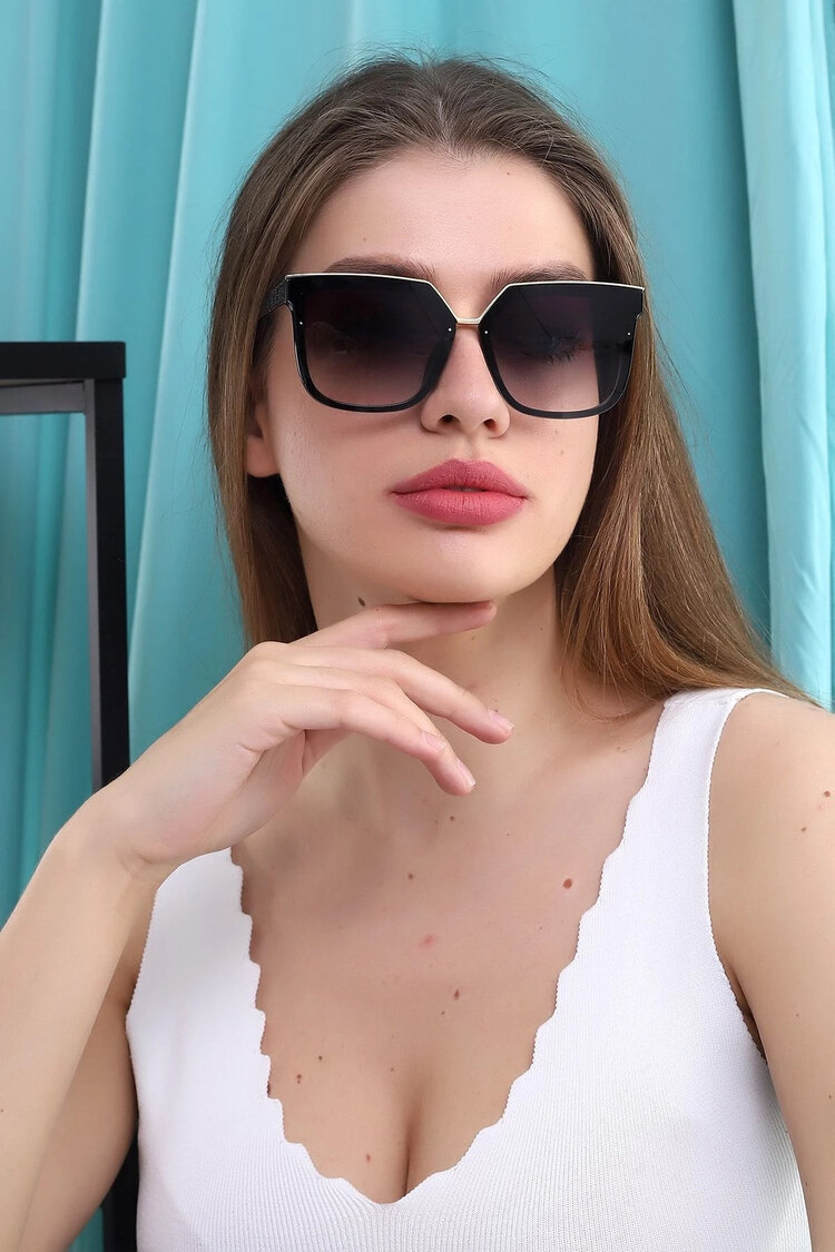 Venüs siyah güneş gözlüğü