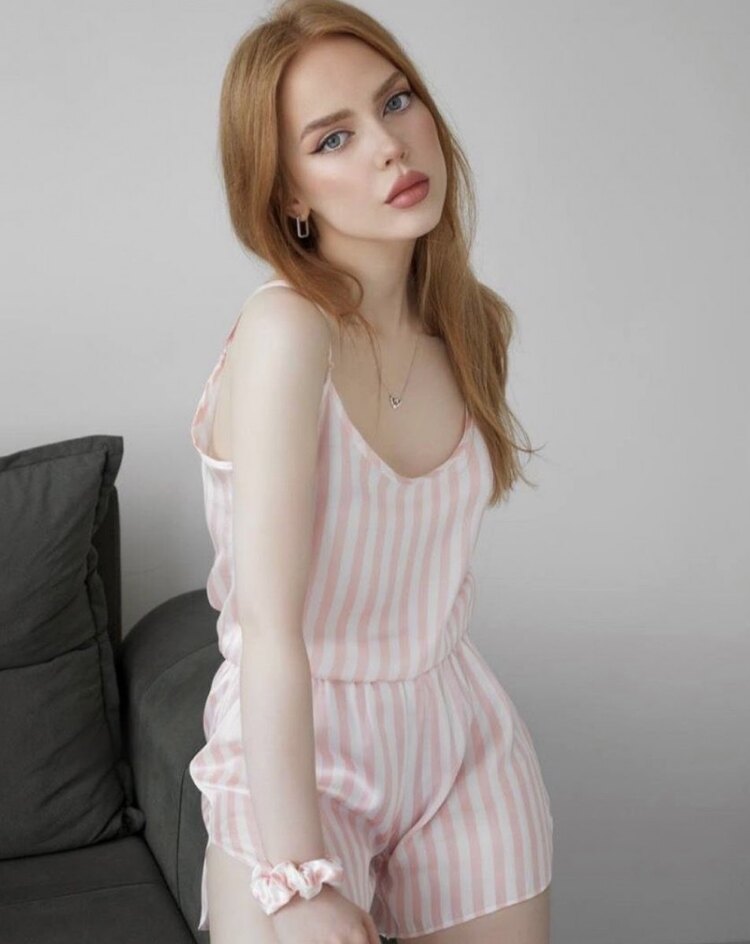  Pudra çizgili askılı pijama takımı