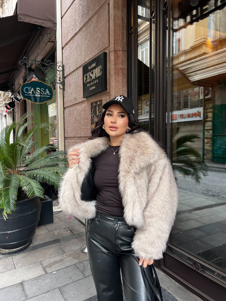 Çift taraflı giyilebilen lolita kürk
