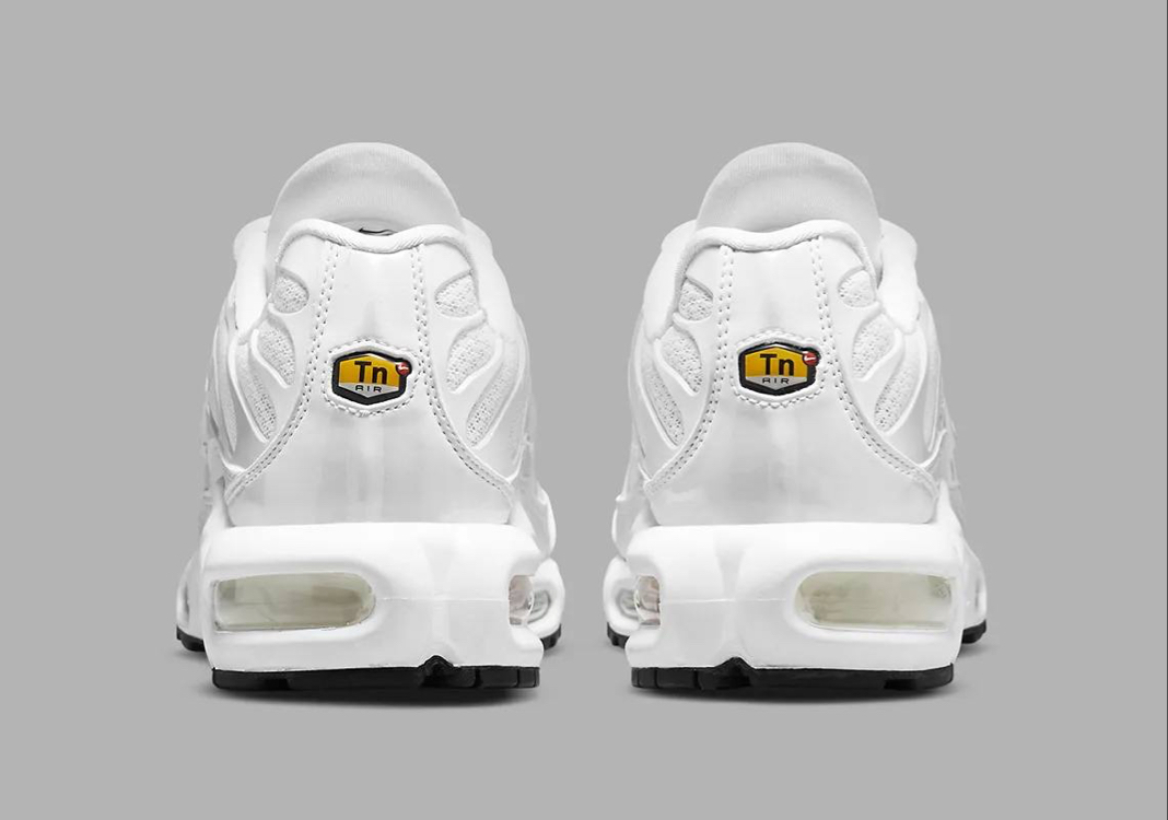 Air Max Plus TN “Triple White” 