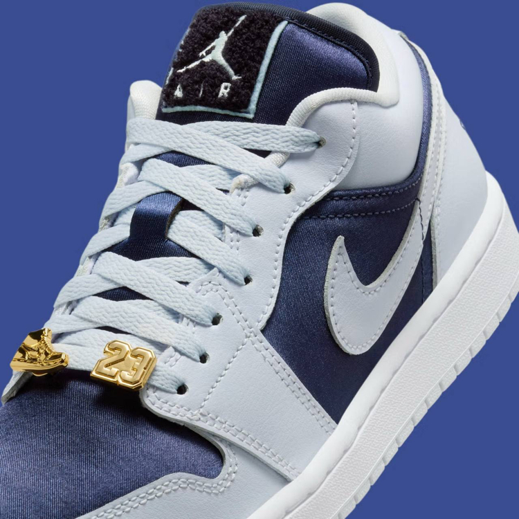 Air Jordan 1 Low 