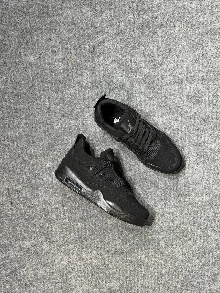 NİKE AIR JORDAN 4 RETRO BLACK CAT