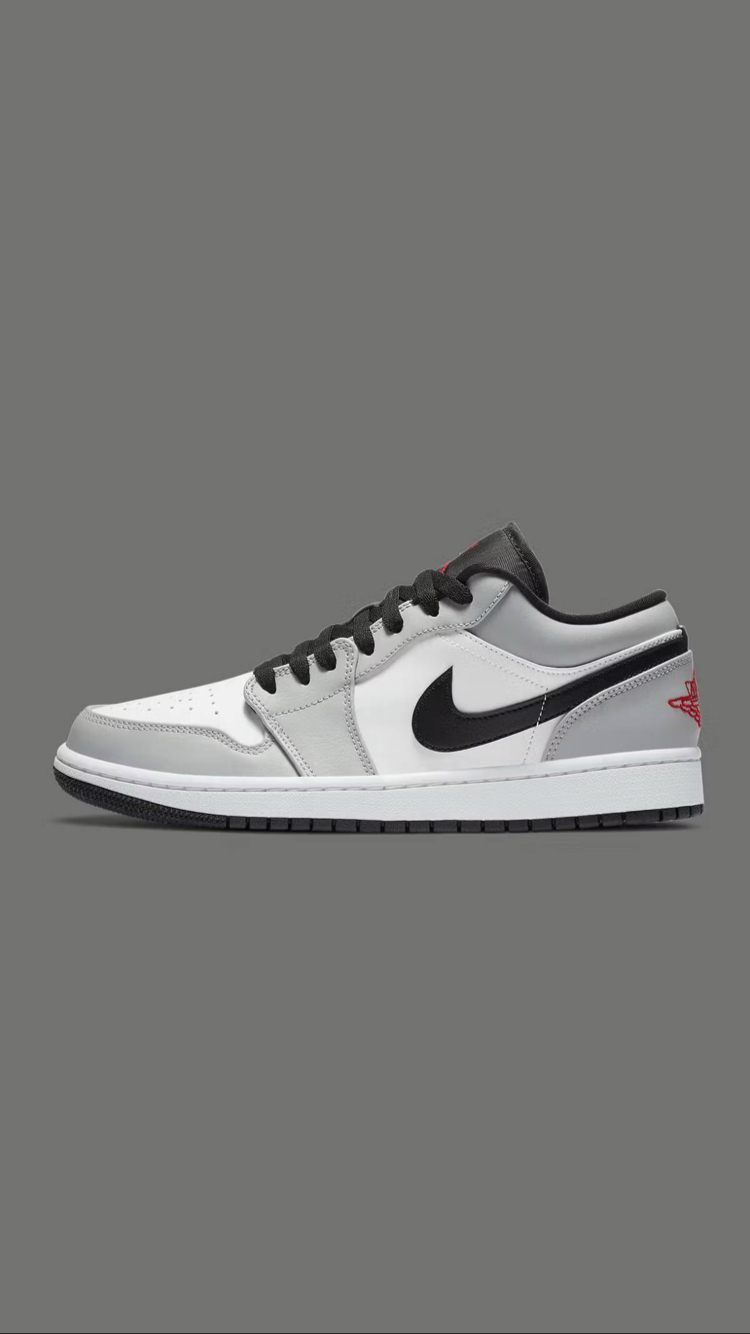 Air Jordan 1 Low “ Light Smoke Grey