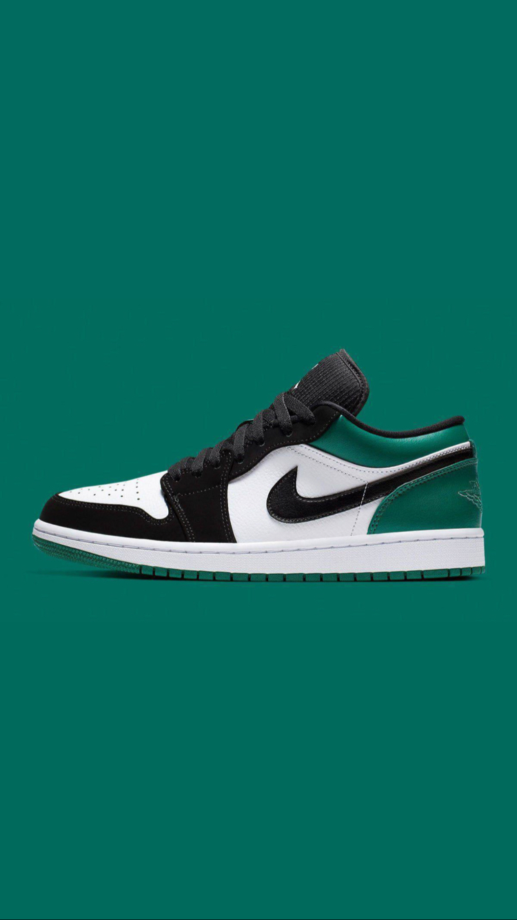 Air Jordan 1 Low “ Mystic Green “ 