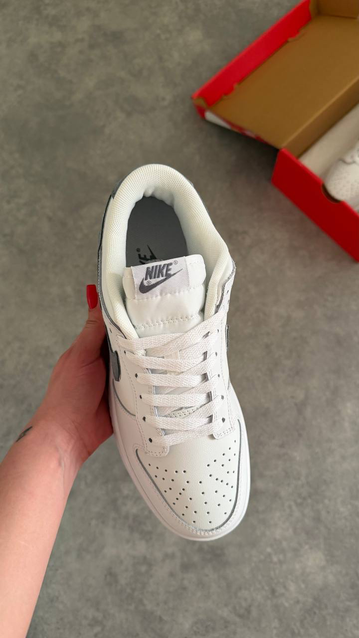 Dunk Low “White Grey”