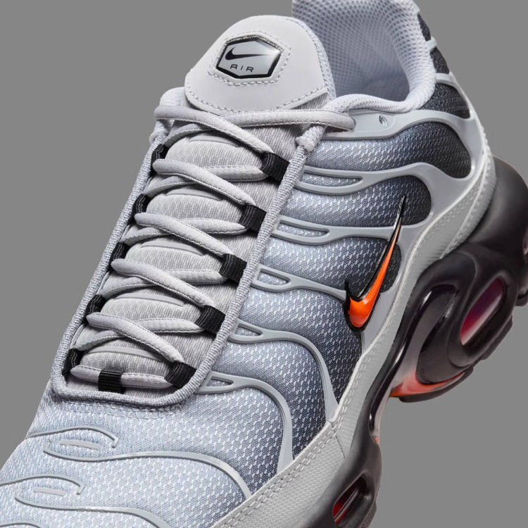 Air Max Plus Wolf Grey Picante Red