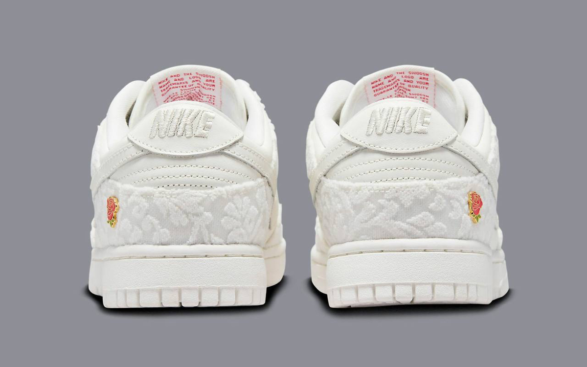 Dunk Low “ You Deserve Flowers”