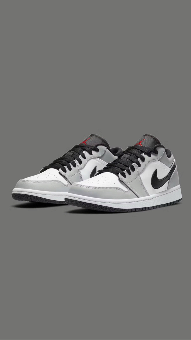 Air Jordan 1 Low “ Light Smoke Grey
