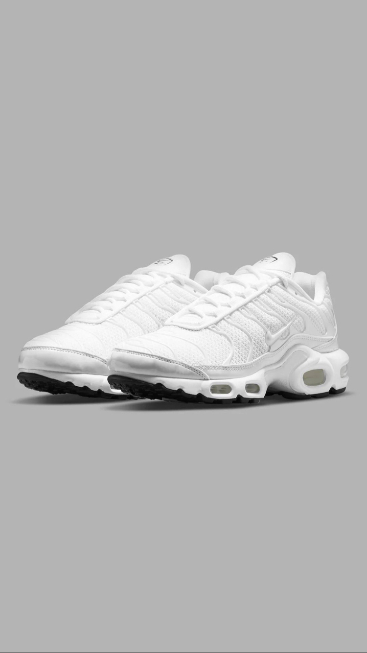 Air Max Plus TN “Triple White” 
