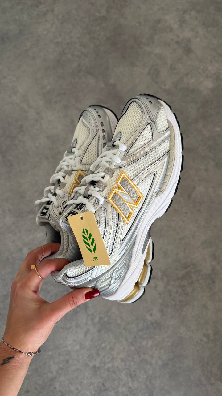New Balance 1906R White Silver Metallic Gold 