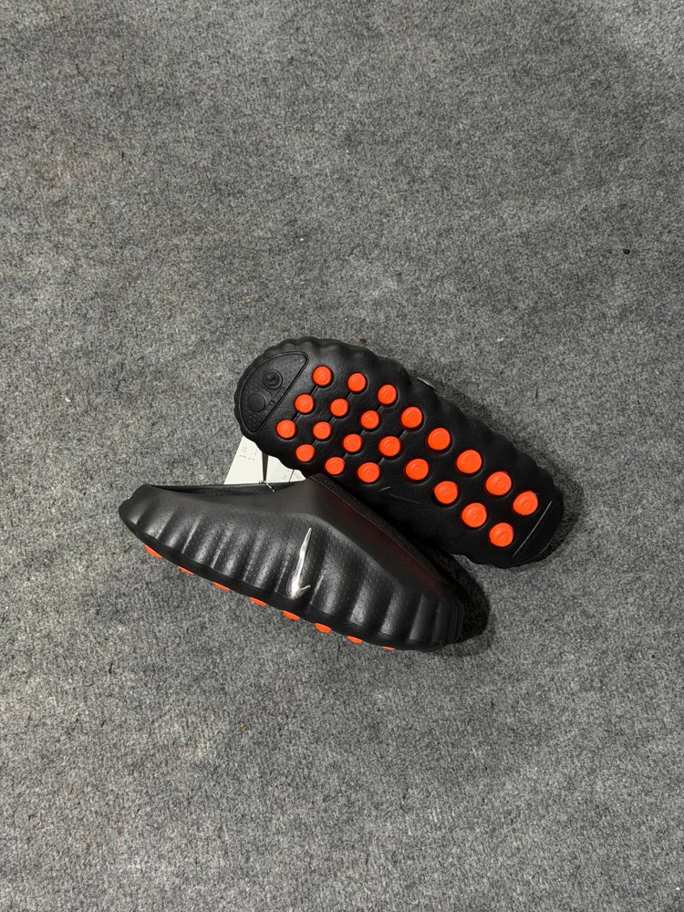 Nike Mind 001