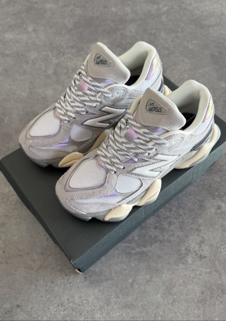 New Balance 9060 “Light Grey White”
