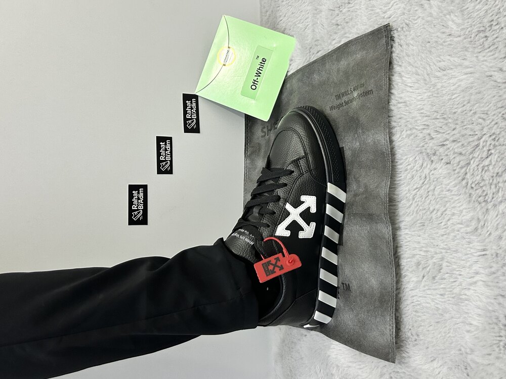 Off-White Deri Ok Tasarımlı Sneaker – Siyah