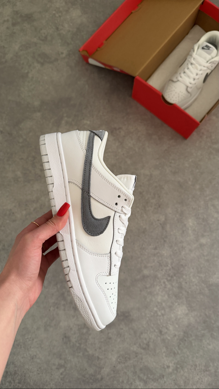 Dunk Low “White Grey”