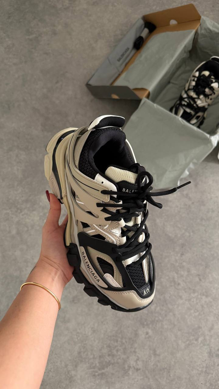 Balenciaga Track