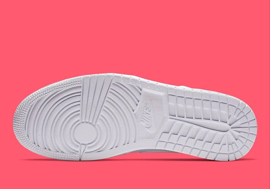Air Jordan 1 Low “ Triple White “ (Y)