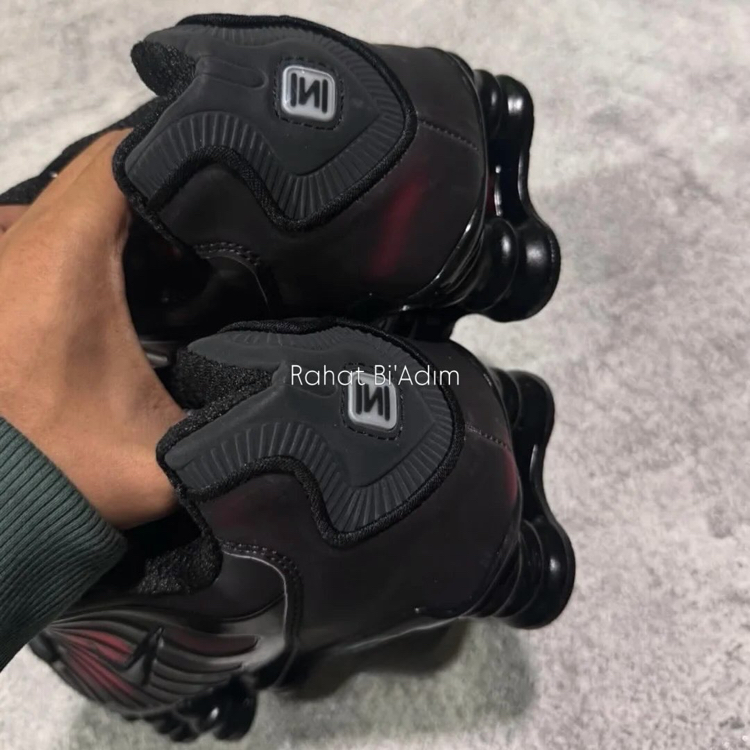 Nike Termal Shox Kırmızı (Renk Değiştiren)
