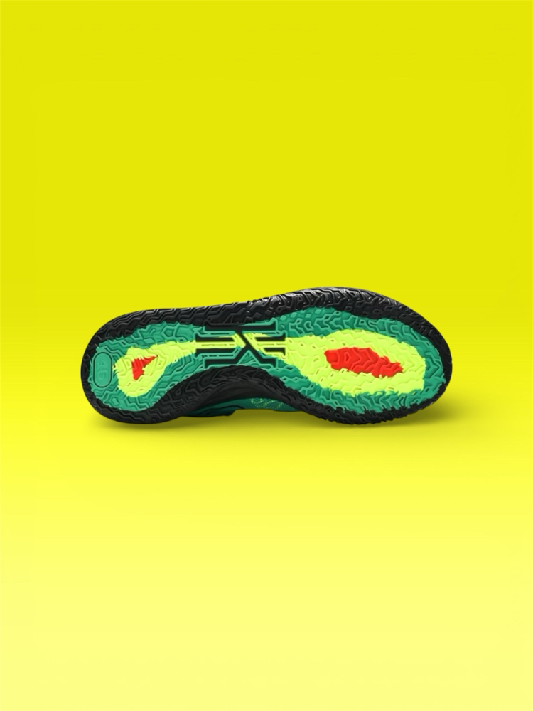 KYRIE 7 