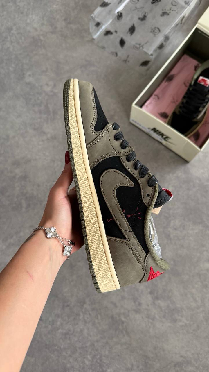Travis Scott X Air Jordan 1 Retro Low Black Olive