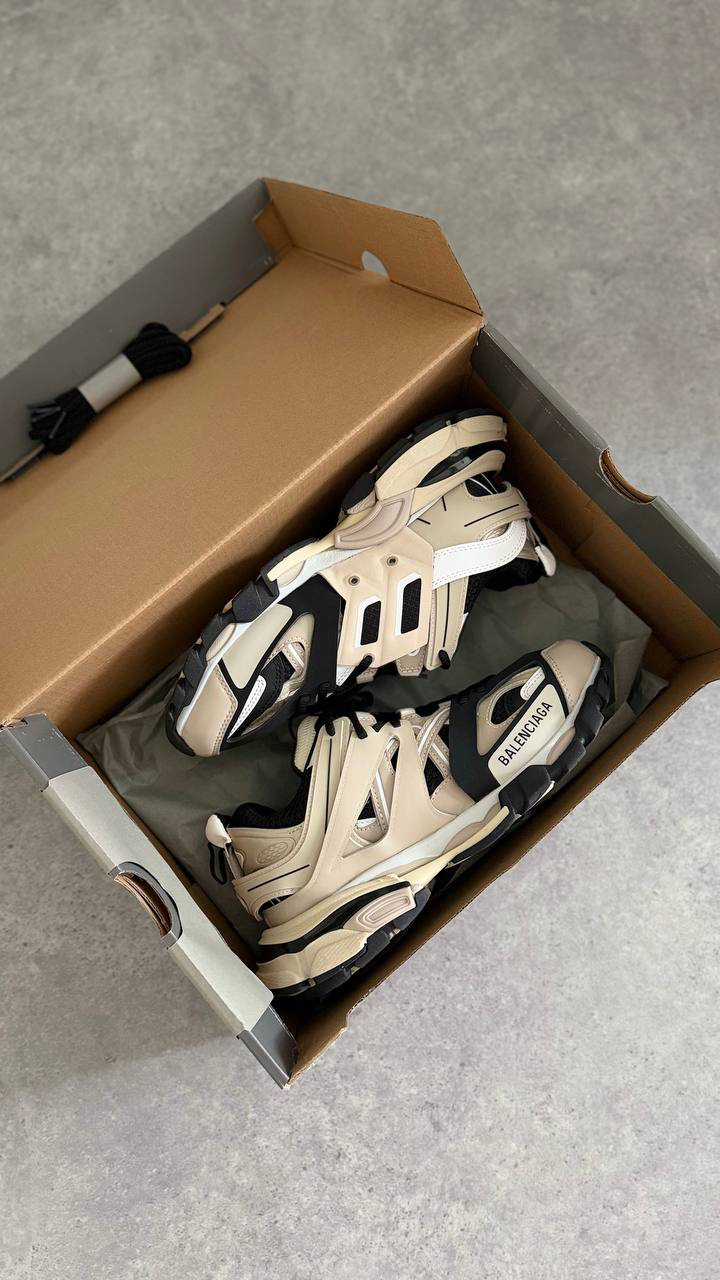 Balenciaga Track