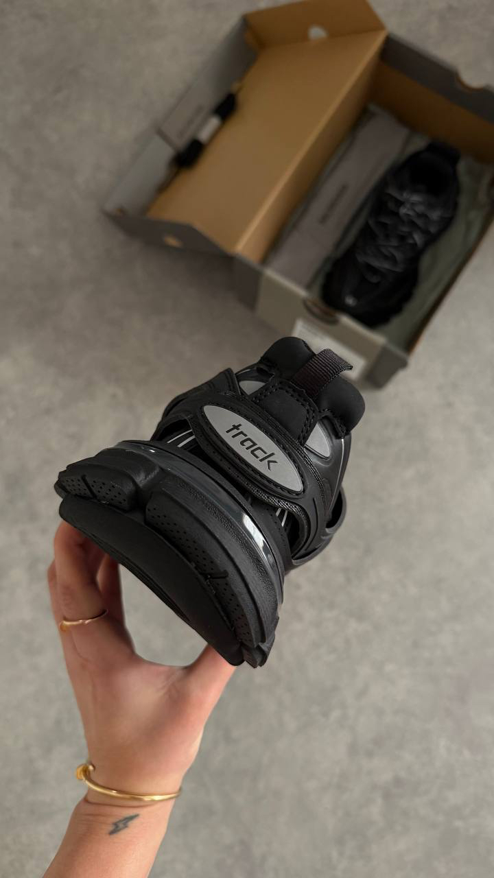 Balenciaga Track