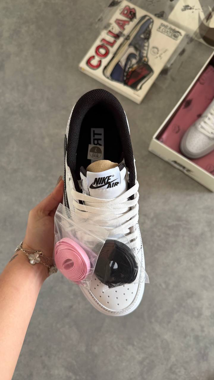 Air Jordan 1 Low x Travis Scott “Panda” 2026 
