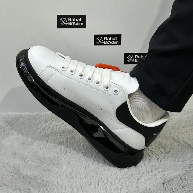 Alexander McQueen Oversized – Beyaz Siyahi 